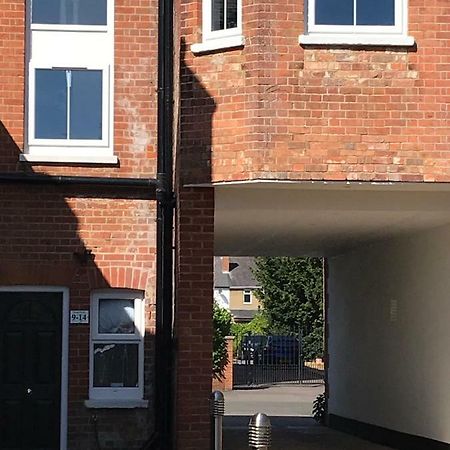 Berkshire Serviced Apartment Helena 12 Reading Exterior photo